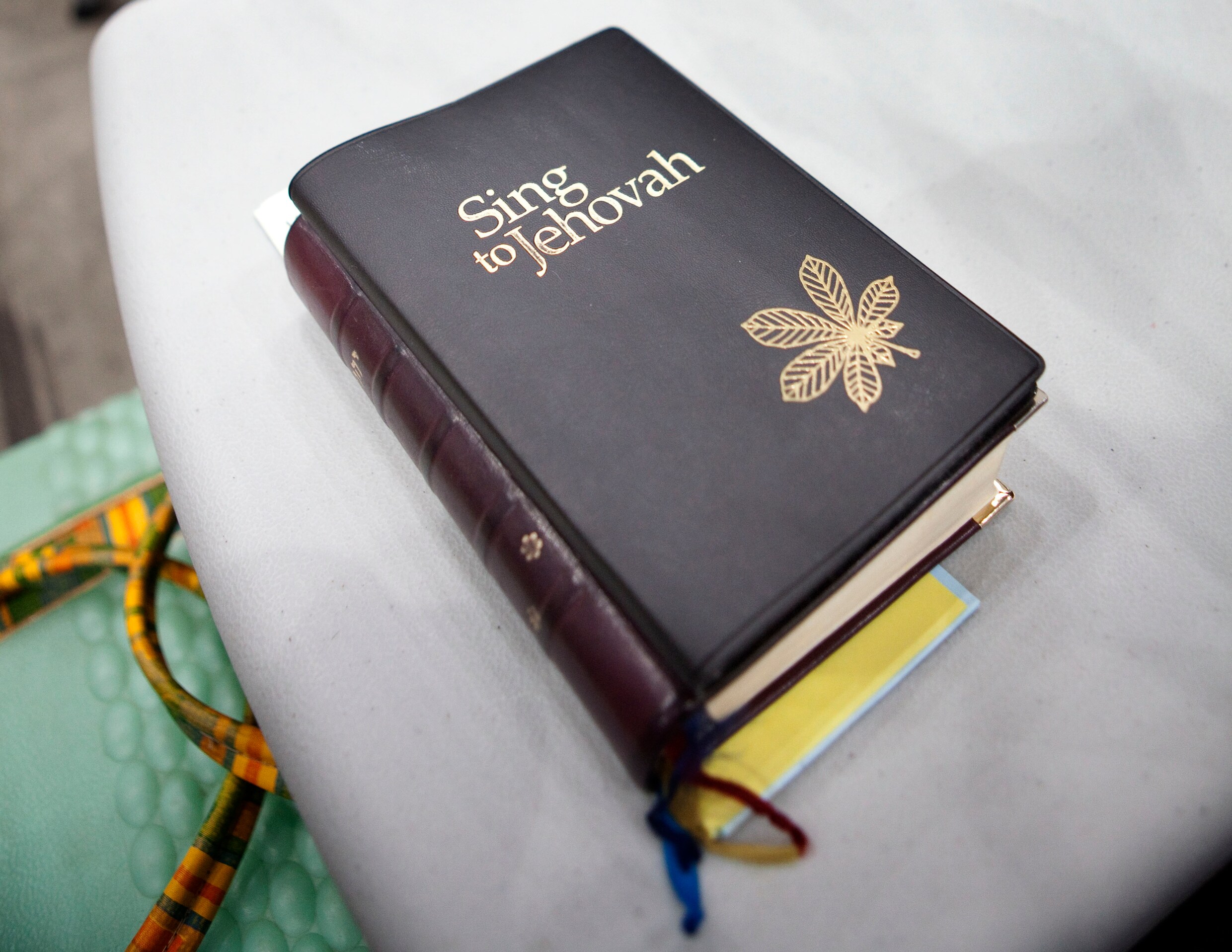 Een liedboek van Jehovah's Getuigen in Nederland.