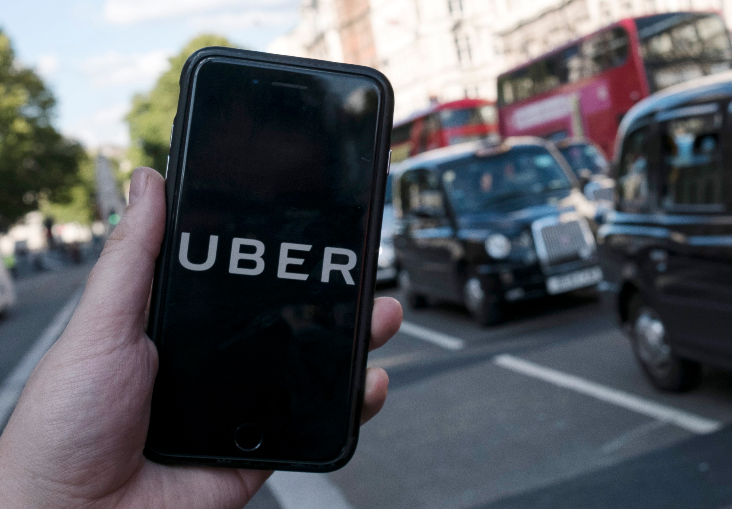 Vakbond wil vergunning voor Uber in Londen, maar wel met minimumloon