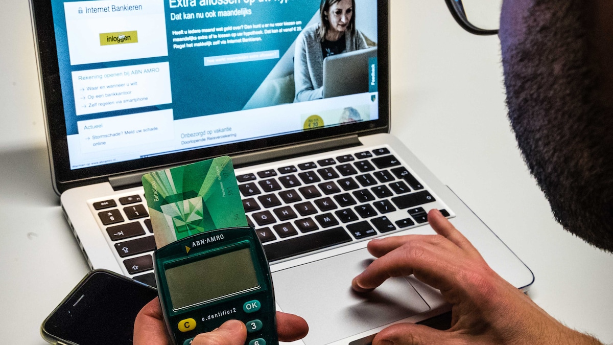 Storing bij banken door DDoS-aanvallen, nu is Rabobank aan de beurt | Trouw