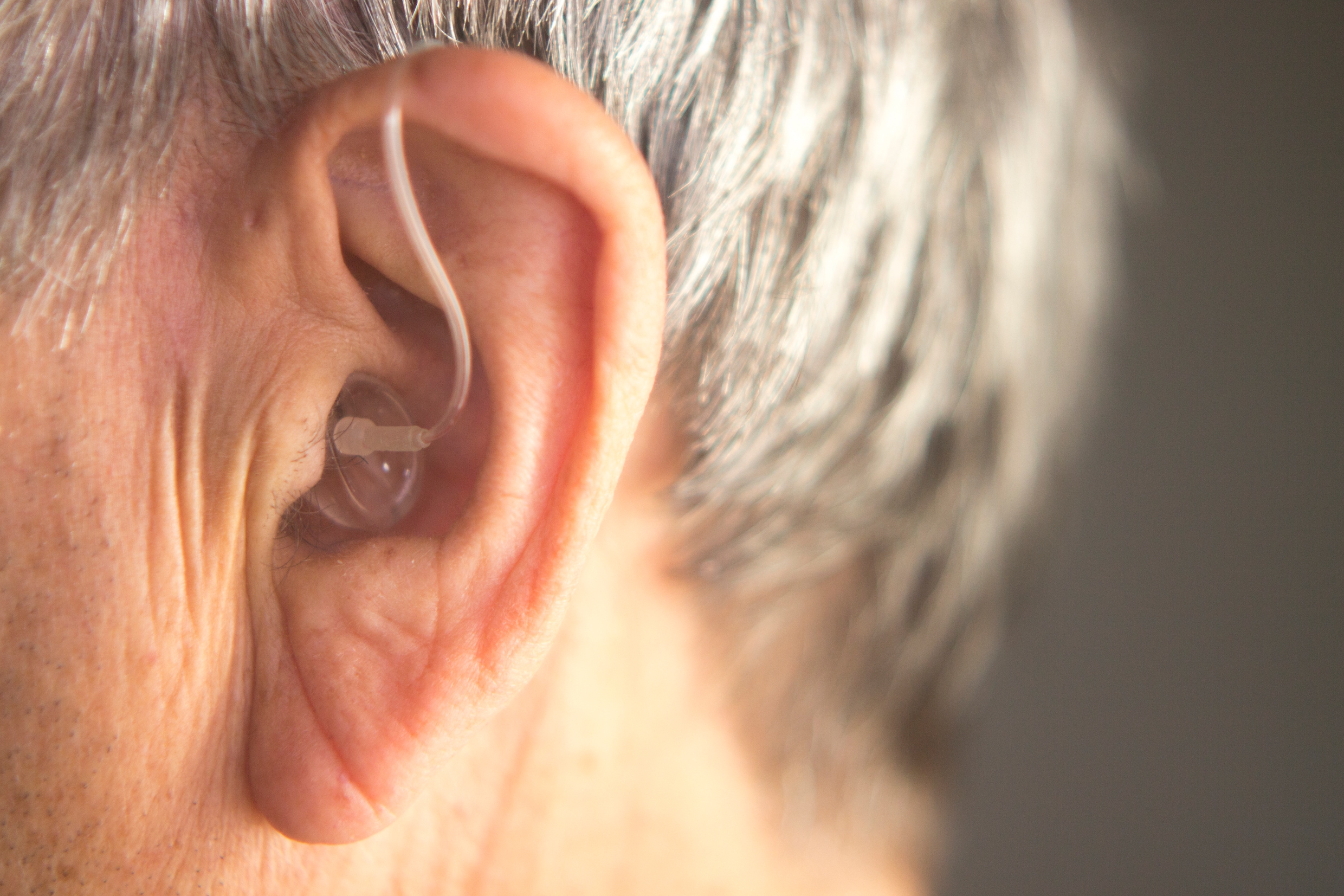 Het gehoorapparaat van morgen weet wie je wilt horen