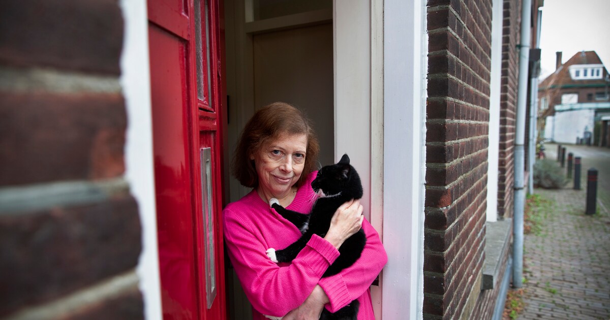 Liesbeth Marinus wil geen dubbel glas. ‘Ik wil het karakter van dit huis behouden’