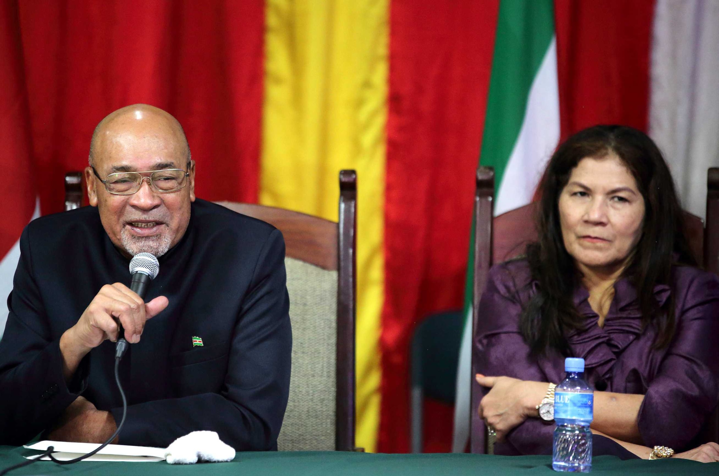 De Veroordeelde Bouterse Wordt Thuis Groots Verwelkomd: We Want Bouta ...