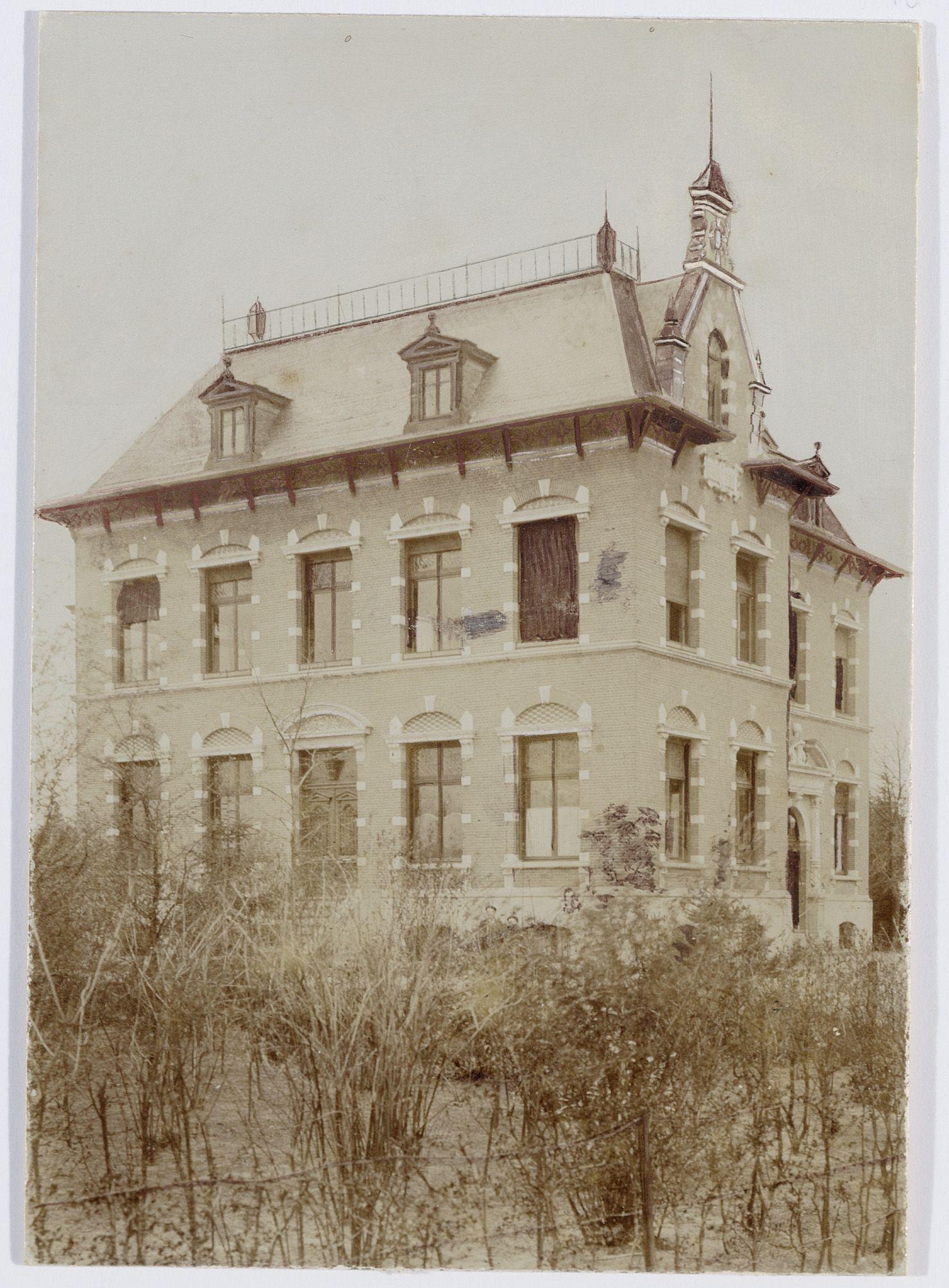Former children's home Aldegonde on the Arnhemseweg in Amersfoort.