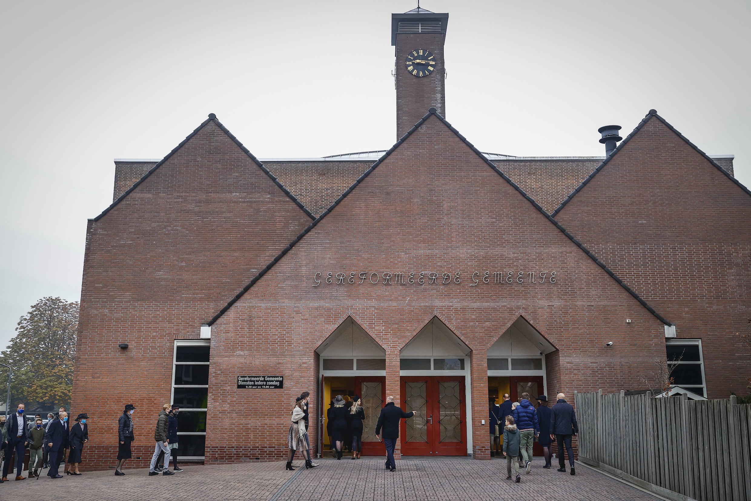 Kerkgangers in Barneveld.