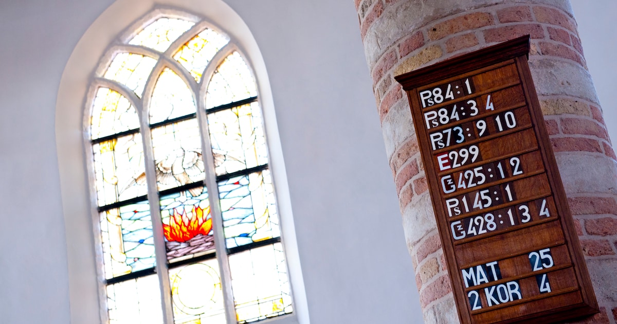 Waarom Word Er Gezongen Tijdens Een Kerkdienst Naast de predikant komt in de PKN een ‘pastor’, die ook mag preken en