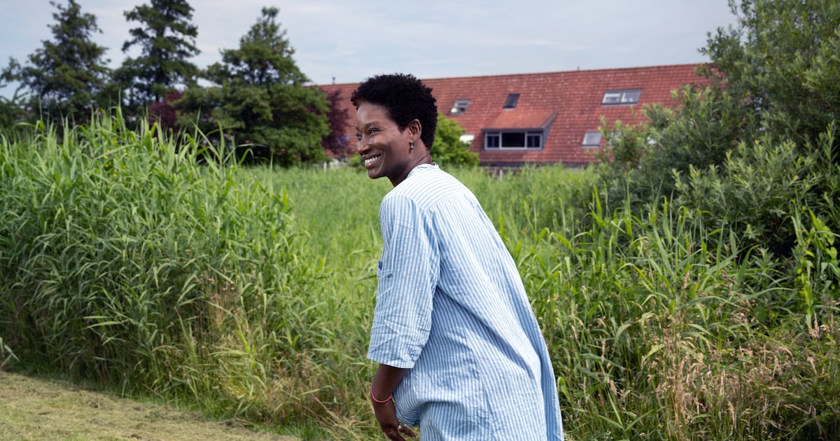 Milouska Meulens keert terug naar Lelystad: ‘Ik durf nu meer te kijken naar hoe dingen écht waren’