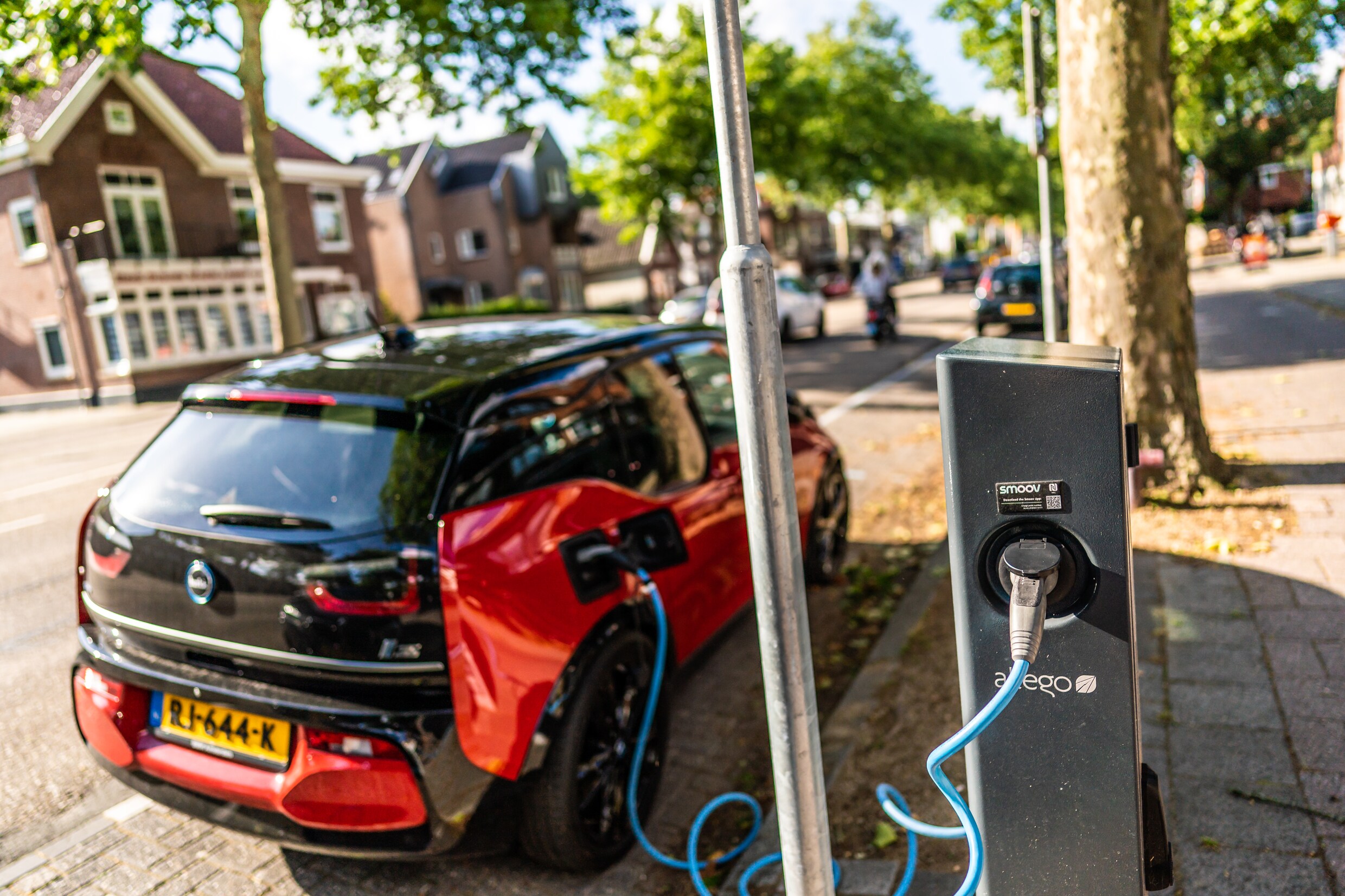 Subsidiepotje Voor Tweedehands Elektrische Auto Is Leeg | Trouw