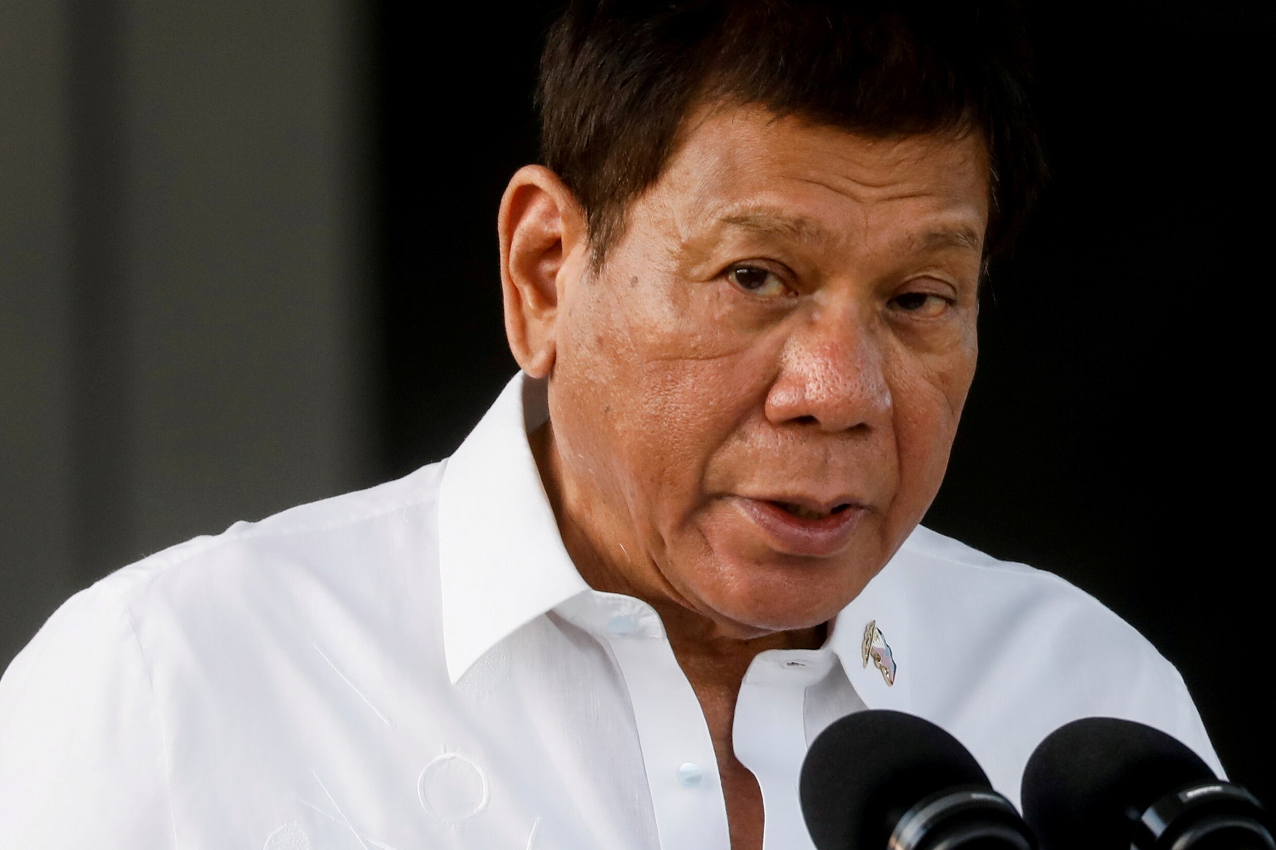 President Duterte wil aan de macht blijven in de Filippijnen, en gokt ...