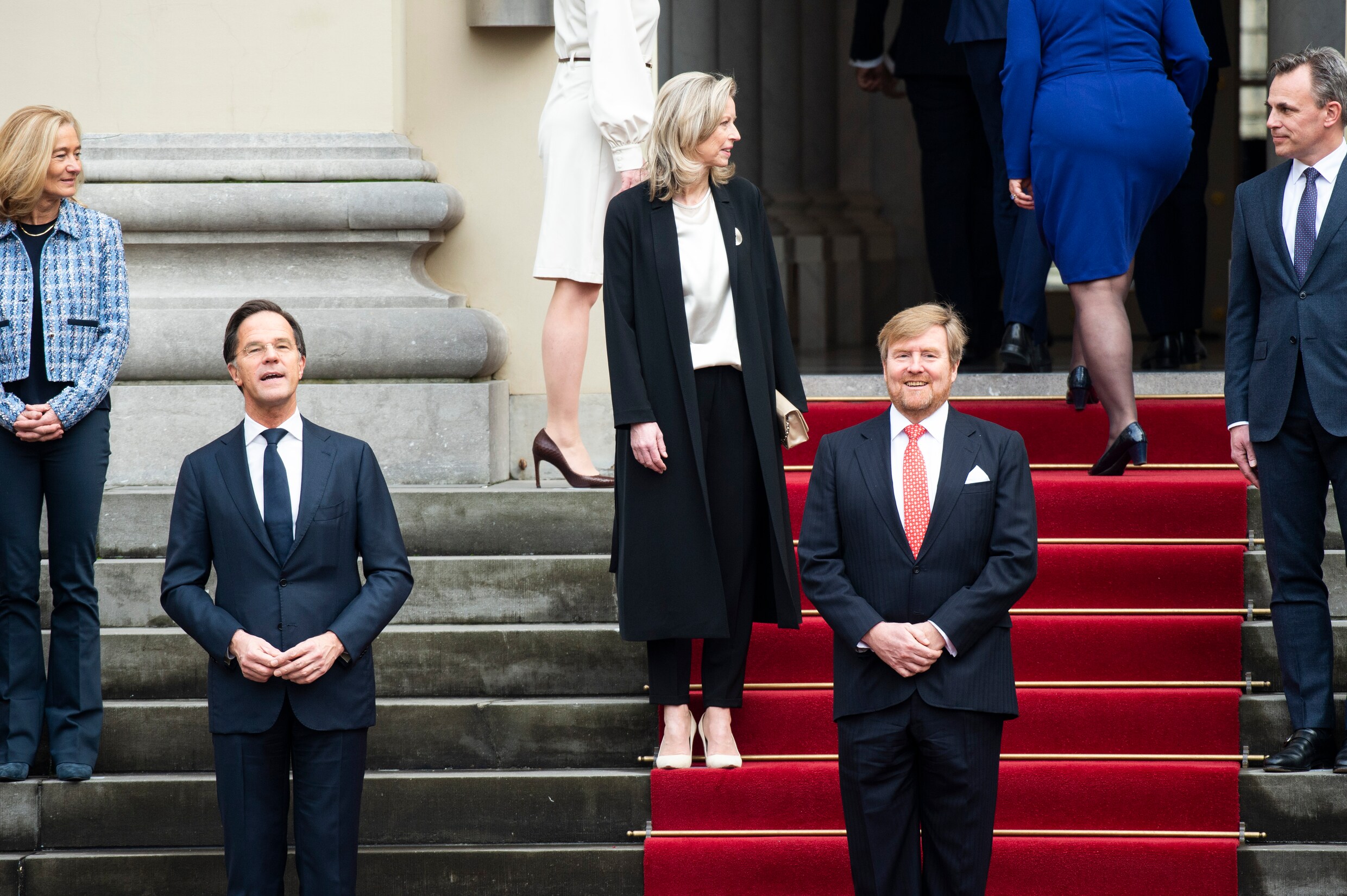Wie wordt premier als Rutte nu al naar de Navo gaat? ‘Hij kan niet op ...