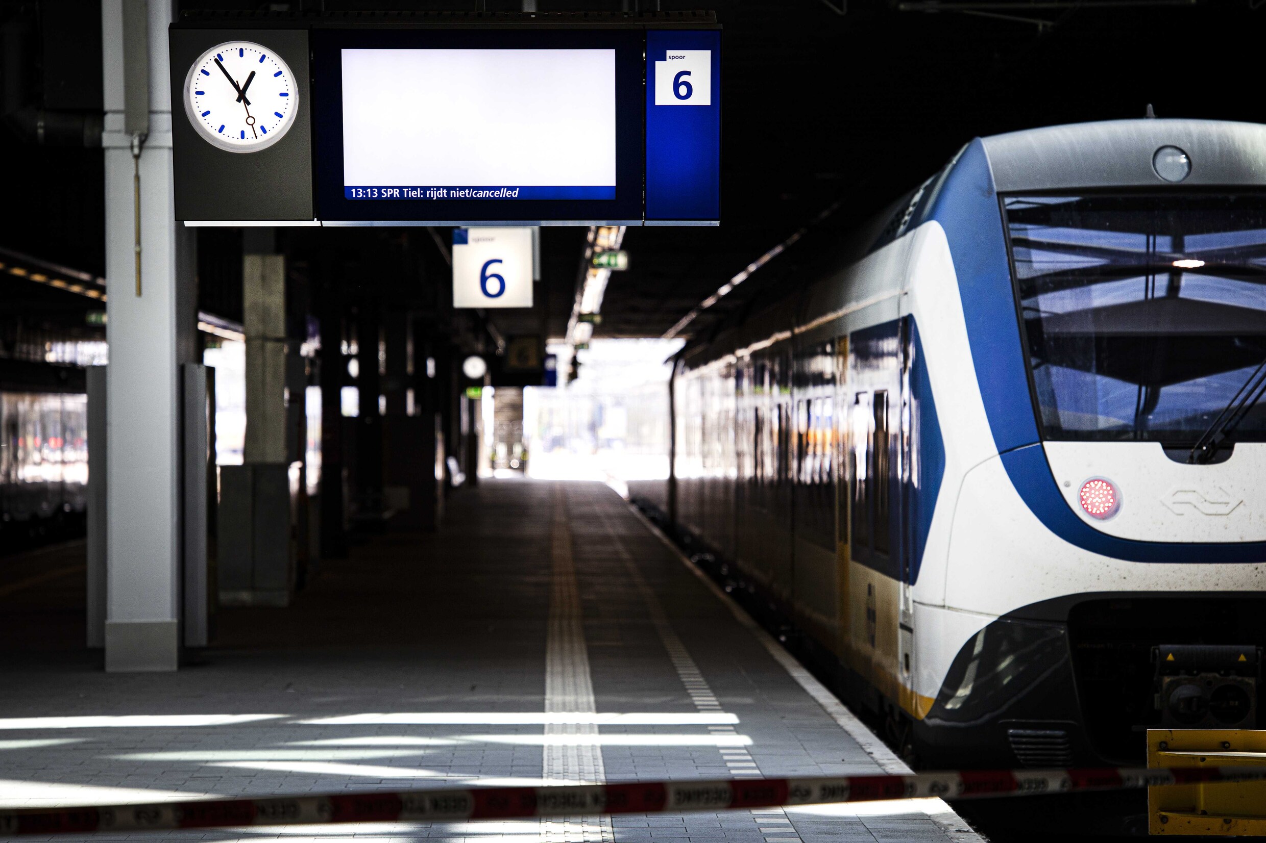 Vanavond Minder Treinen Door Personeelstekort, NS Zet Geen Vervangend ...