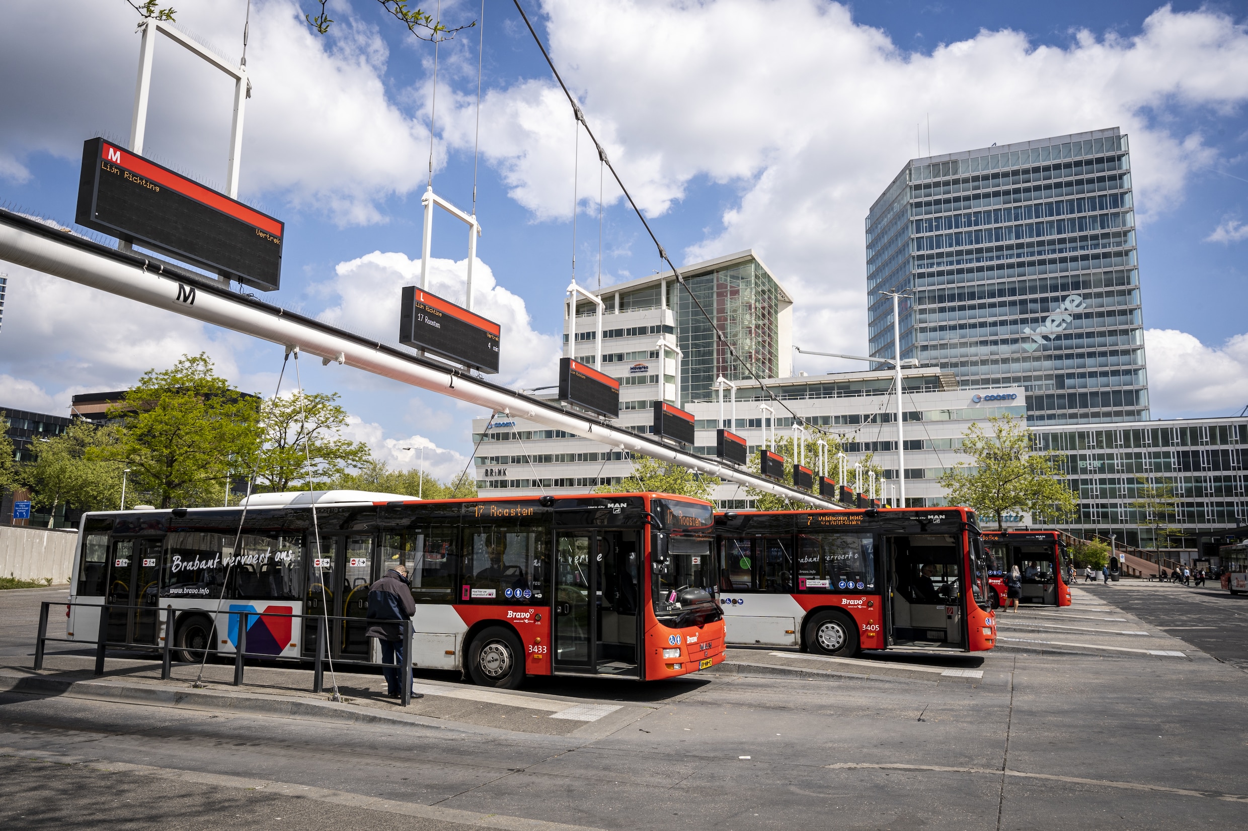 trein-en-busstation