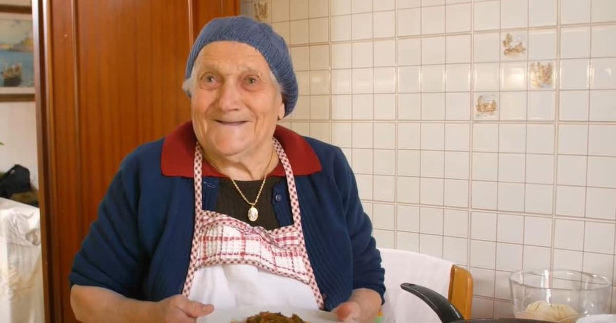 De Italiaanse Pasta Grannies vertellen al hun pastageheimen Trouw