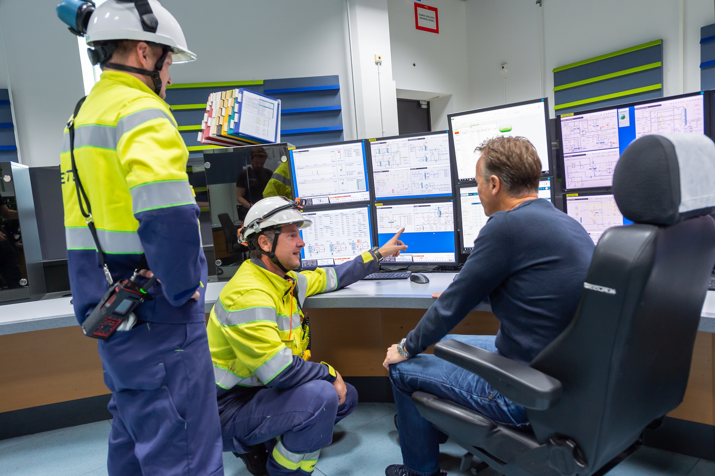 Van afval naar biokerosine: op de Maasvlakte wordt een begin gemaakt ...