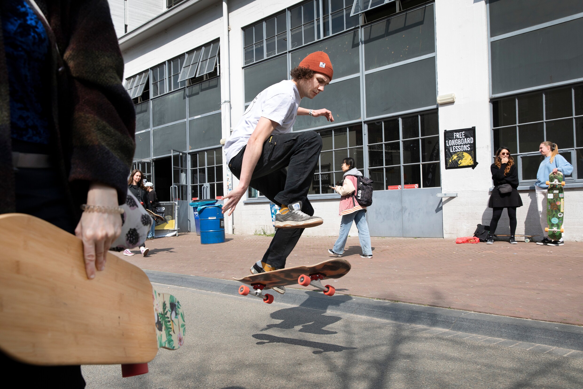 WK longboarden is een vredelievend feestje. ‘Dit is geen voetbal hè ...