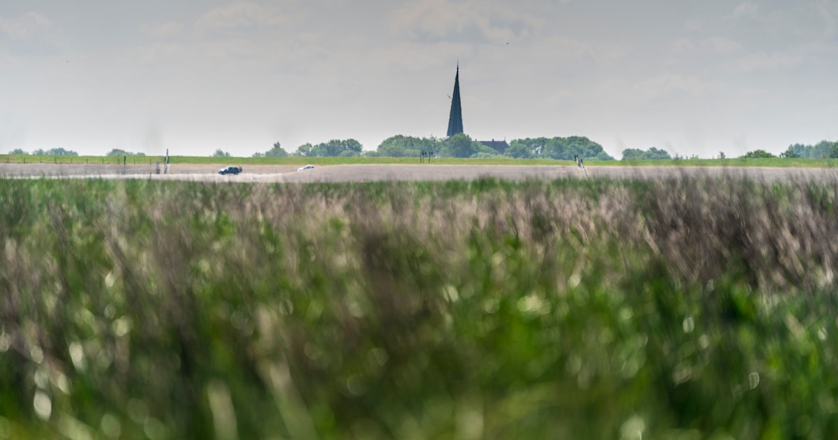 Holwerd aan Zee gaat door ondanks kritiek op doorsteken dijk