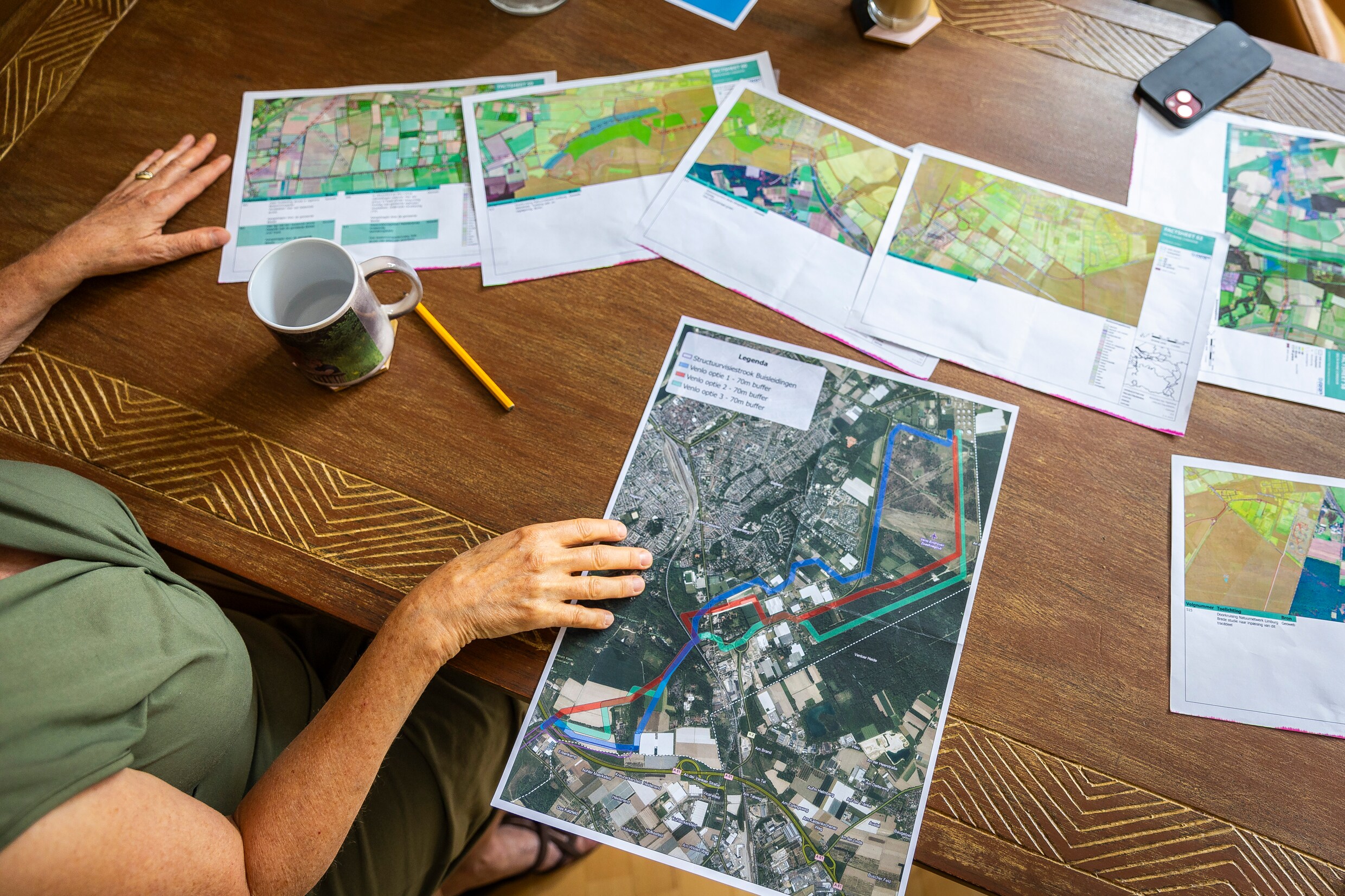 Buizen voor duurzaam project Delta Rijn Corridor lopen dwars door ...