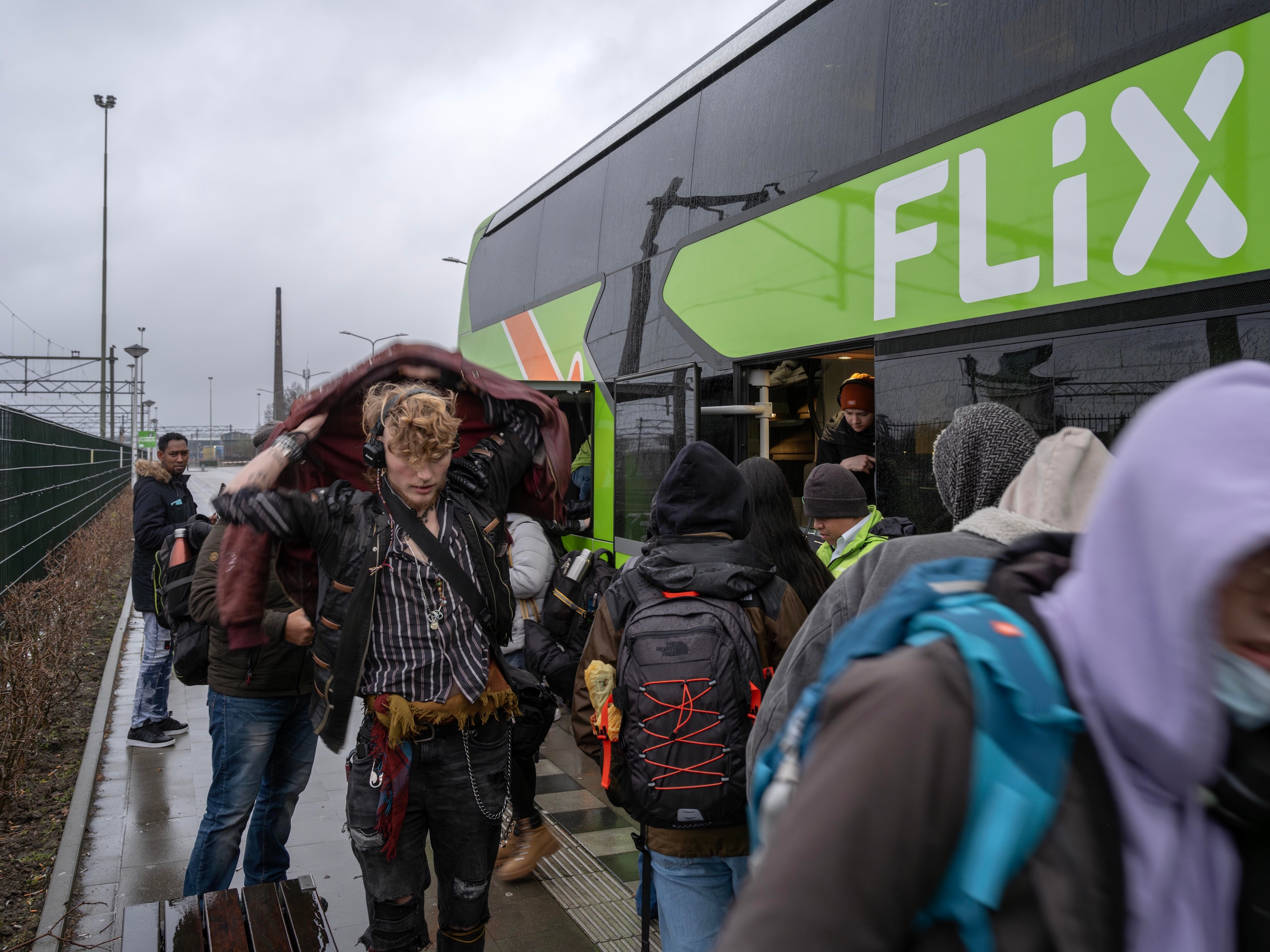 31St St And 8Th Ave Flixbus - 17v09t5