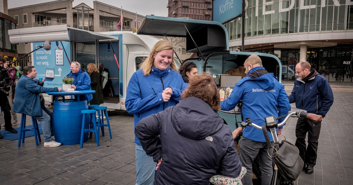 The Tax Authorities Bus mainly tells you where you can get help