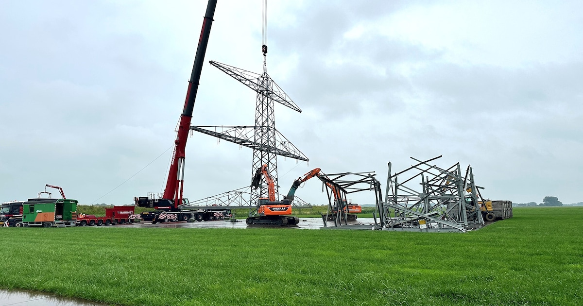 Cut off, Mast 99 hangs on cables in the air