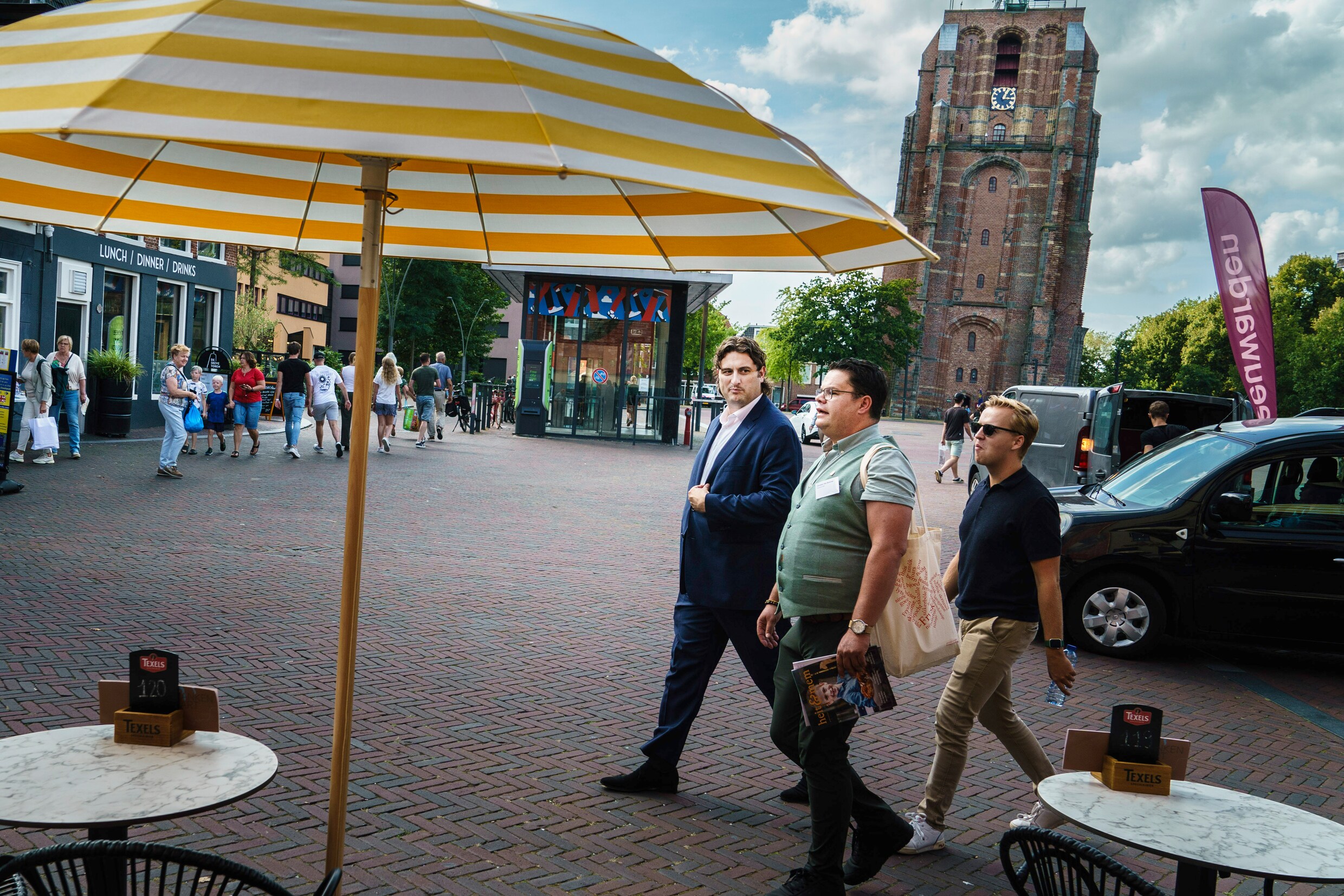 Limburgers leren in Friesland hoe ze hun taal beter kunnen beschermen ...