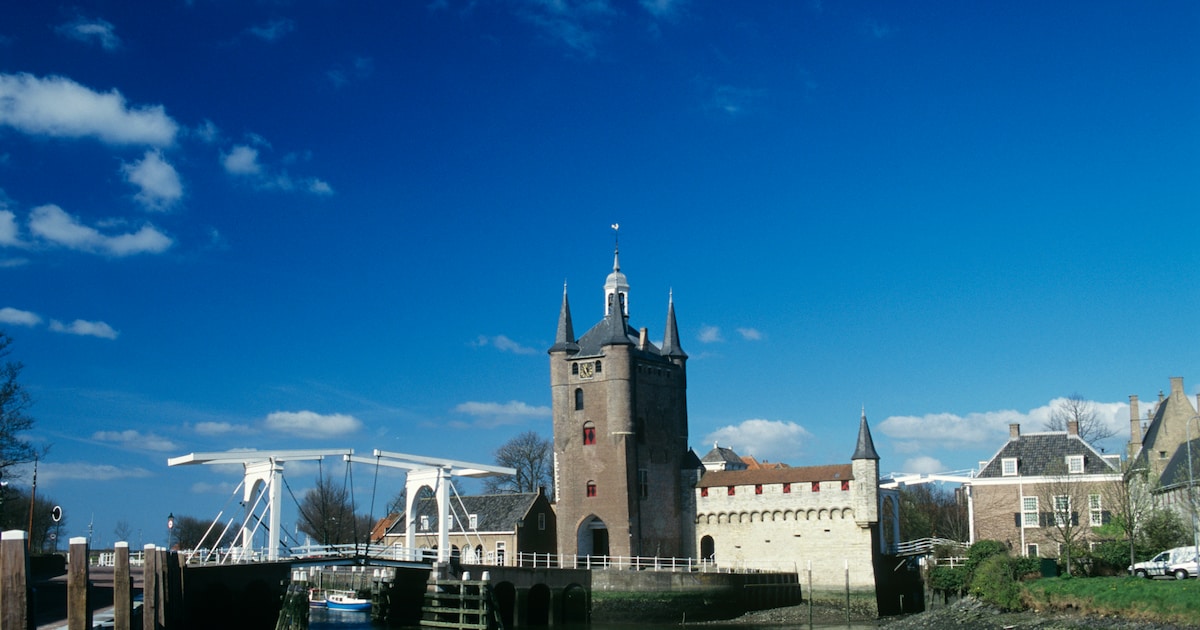 Dwalend door Zierikzee stapt Flip van Doorn de wereld van zijn voorouders binnen