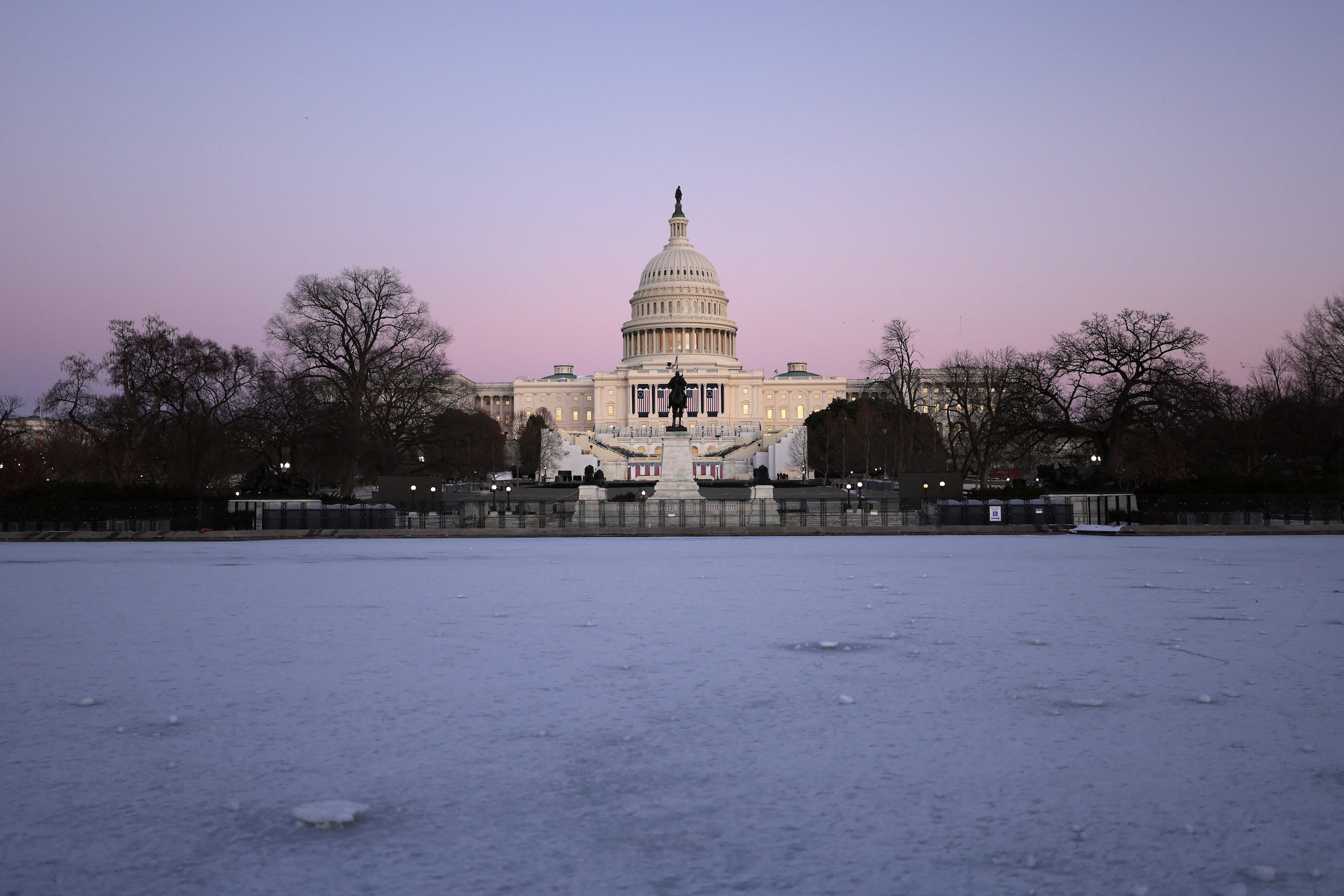 Live politiek VS: Trump belooft tijdens MAGA-rally alle uitvoerende bevelen  van Biden direct in te trekken | Trouw