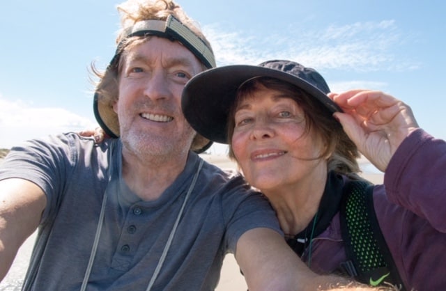 Hans en Laura aan zee.