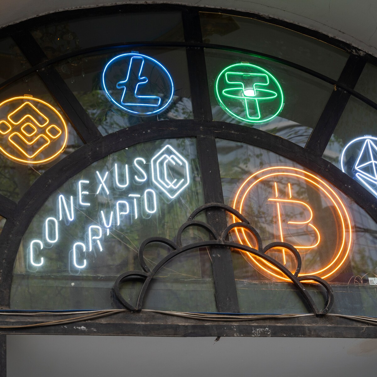 Hoe Nederlanders ten prooi vielen aan een Georgische scamfabriek | Trouw