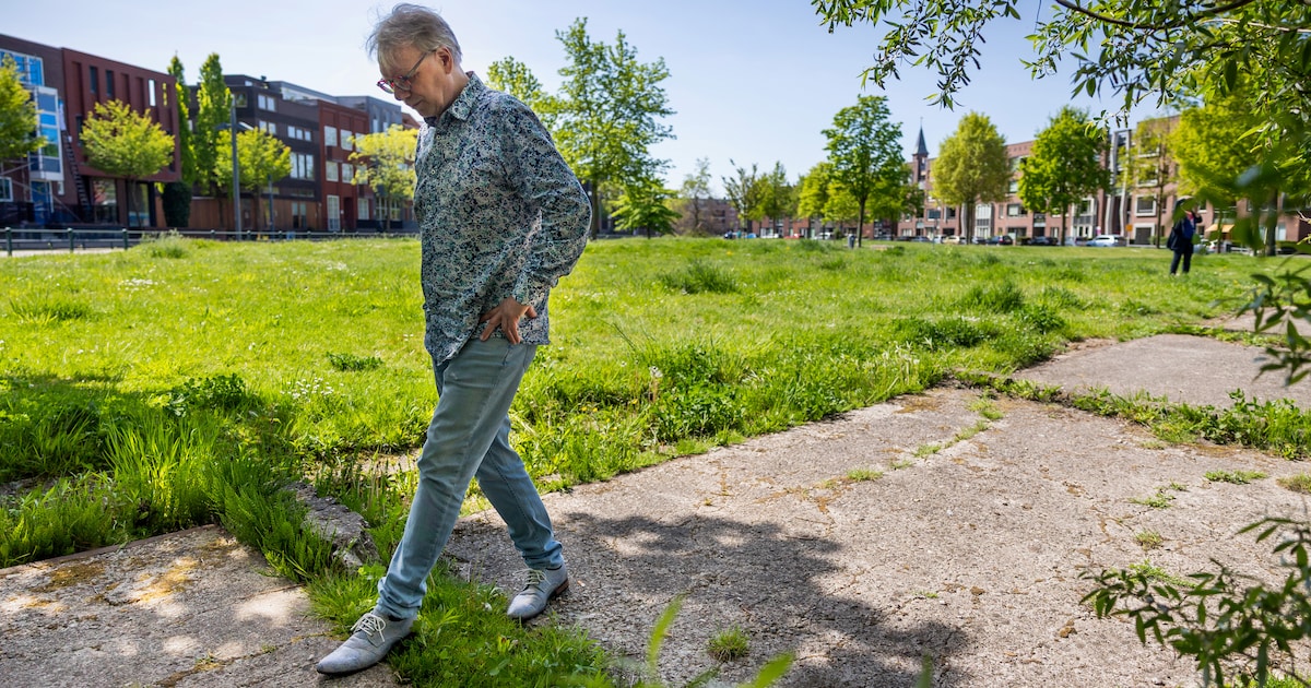 Ook na 25 jaar zijn de wonden van de vuurwerkramp nog niet geheeld, ziet de lokale verslaggever