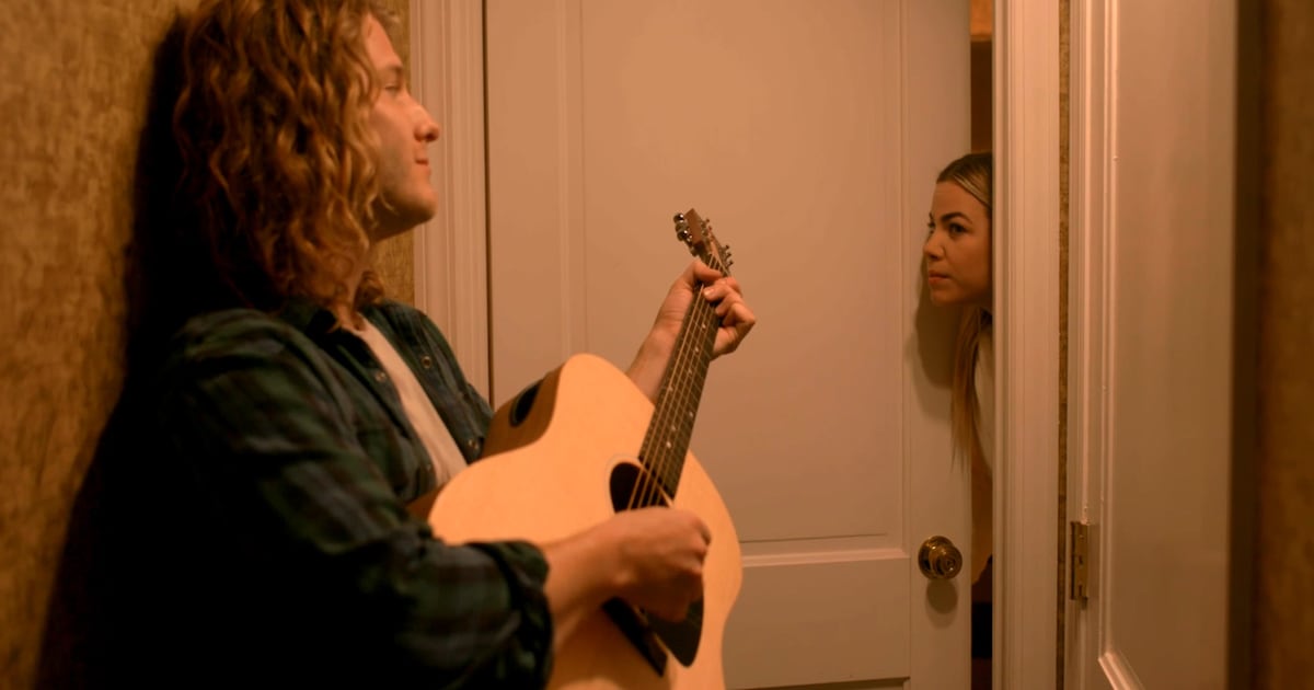Recensie: ‘Country Heart Strings’ is een ongelofelijke, onnavolgbare en ...
