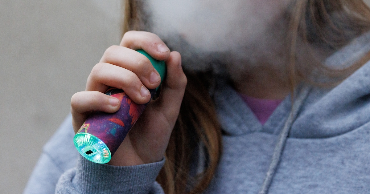 Een vaper weet nauwelijks welke stoffen hij inhaleert