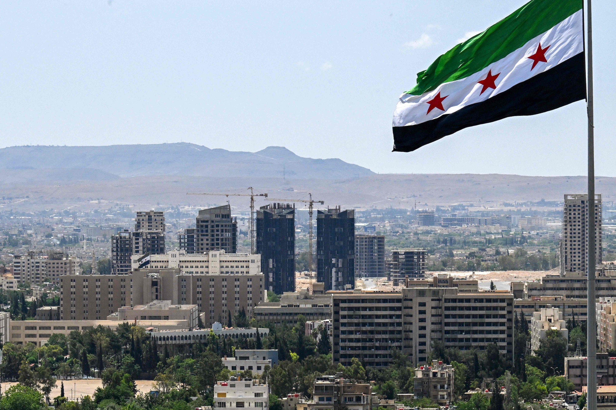 Veiligheidssituatie Syrië ‘instabiel’, blijkt uit zwaarwegend rapport ...