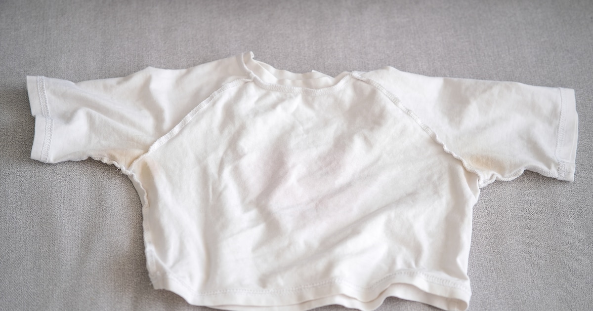 deovlekken uit shirt