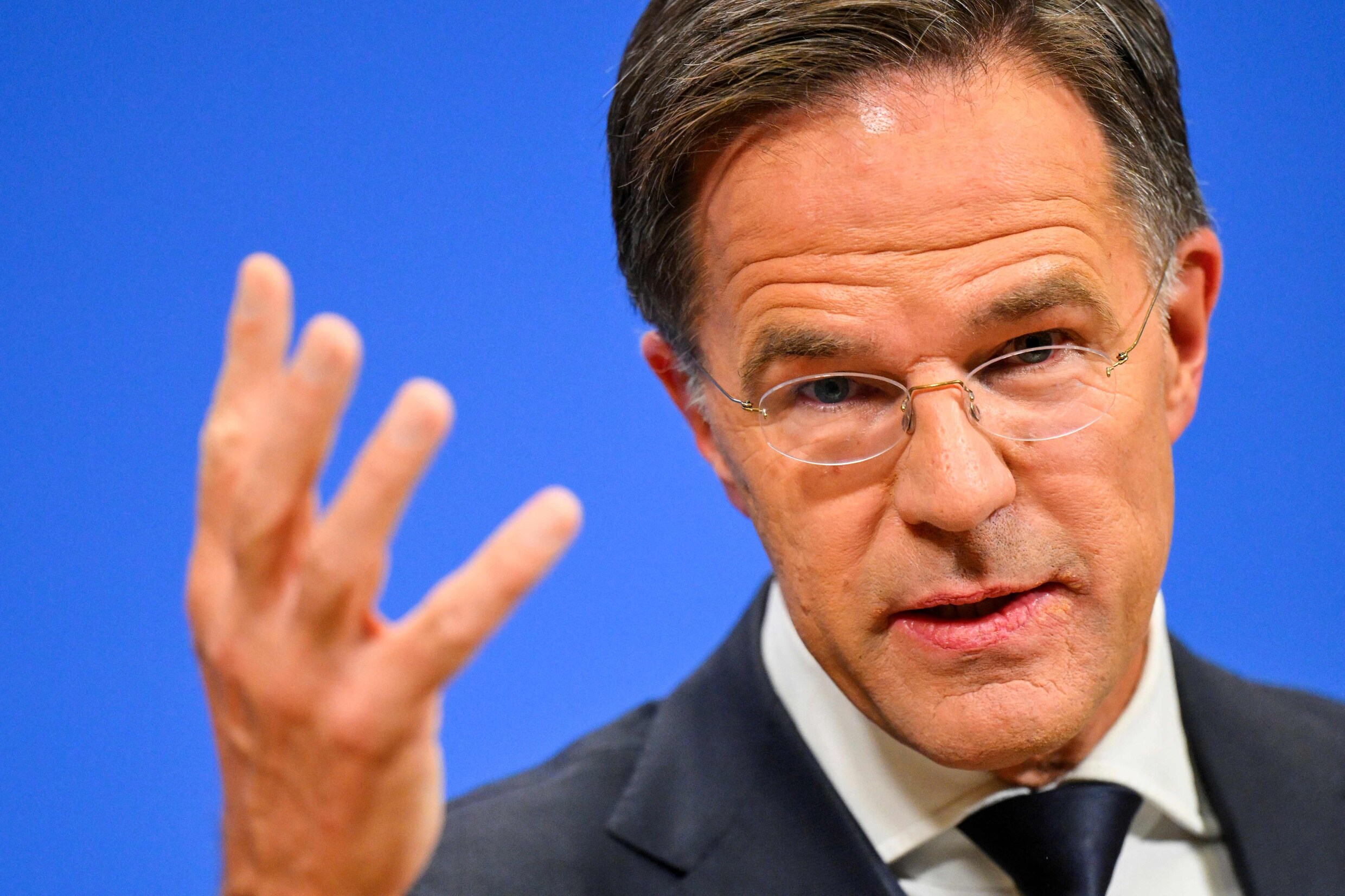 Rutte bepleit ‘kalme vastberadenheid’ tegenover Rusland | Trouw