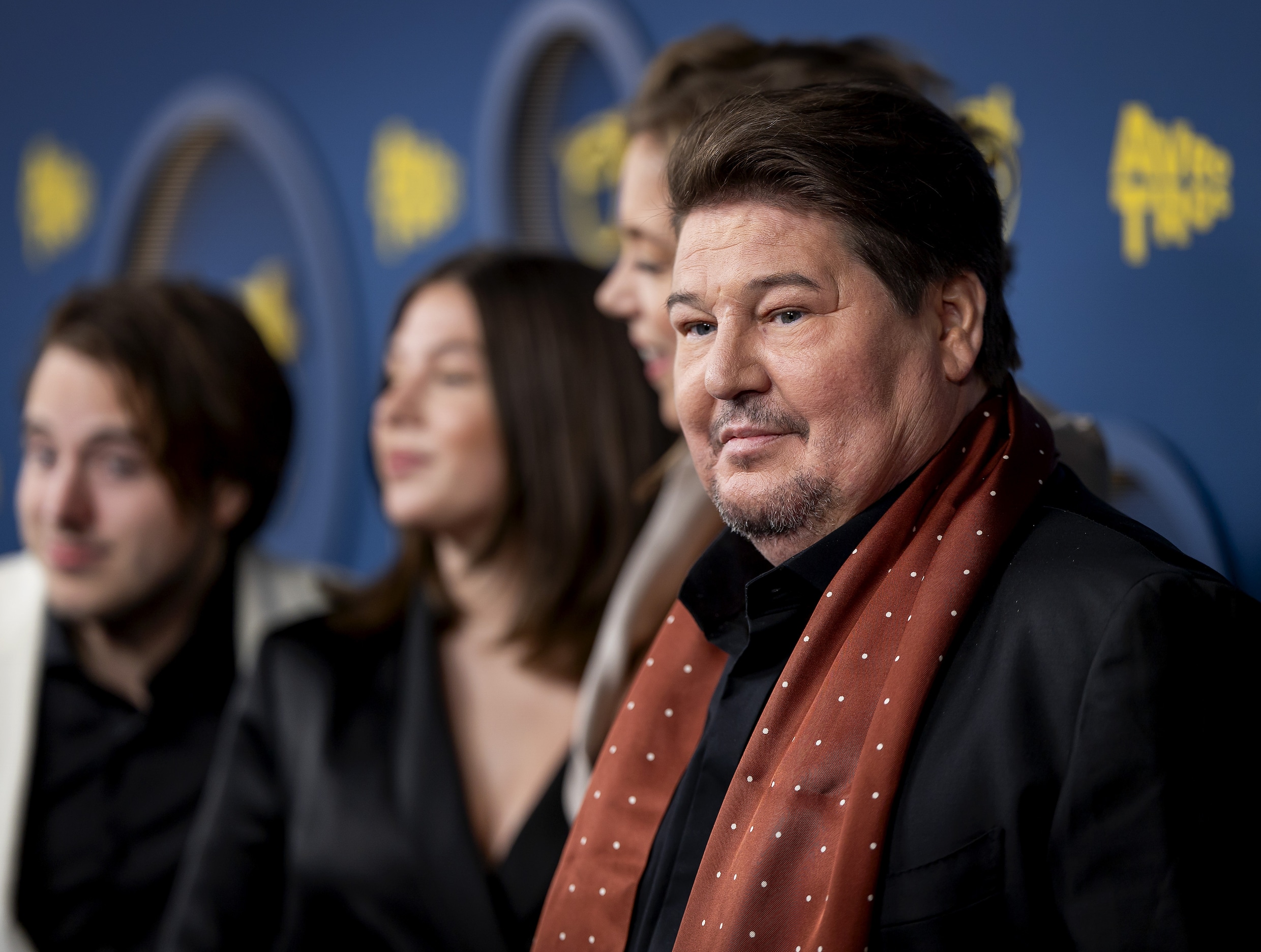 Zieke Martijn Krabbé wint Televizier-Ring Presentator: ‘Tv-afscheid van ...