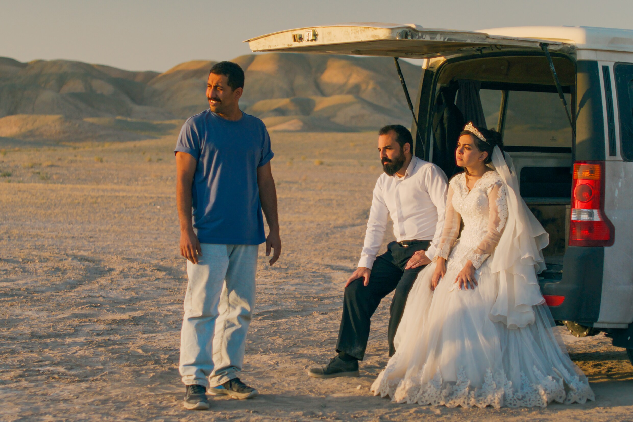 Gouden Palm-winnaar It Was Just an Accident, met Hamid (links) die zich samen met het bruidspaar Goli en Ali afvraagt of ze hun folteraar te pakken hebben of niet.