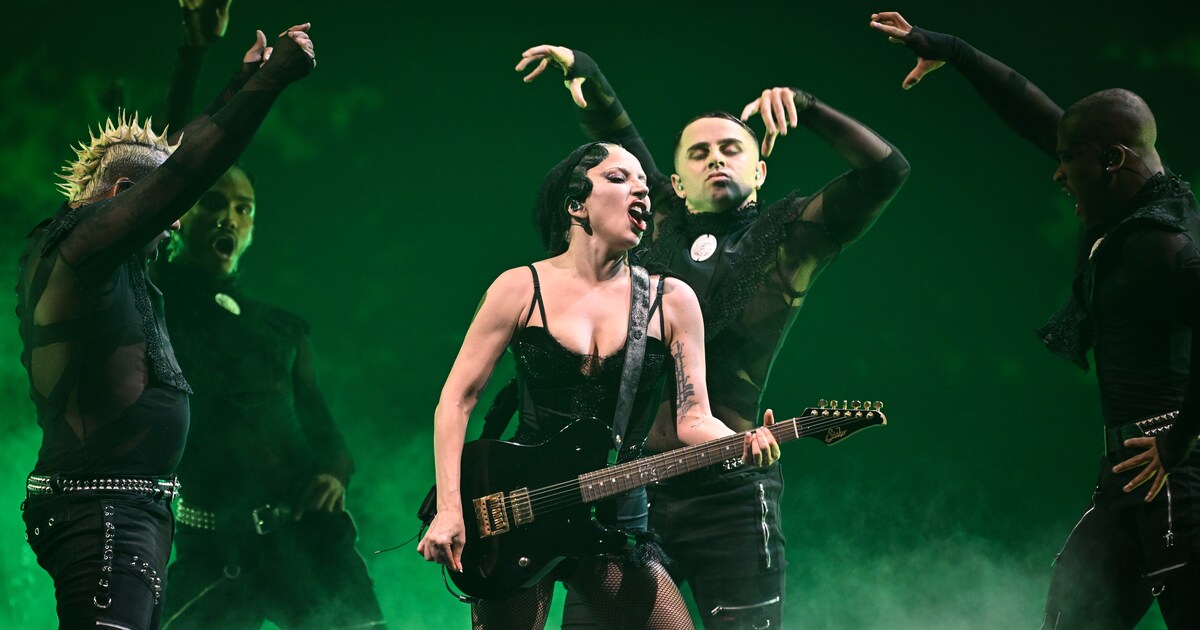 lady-gaga-tijdens-the-mayhem-