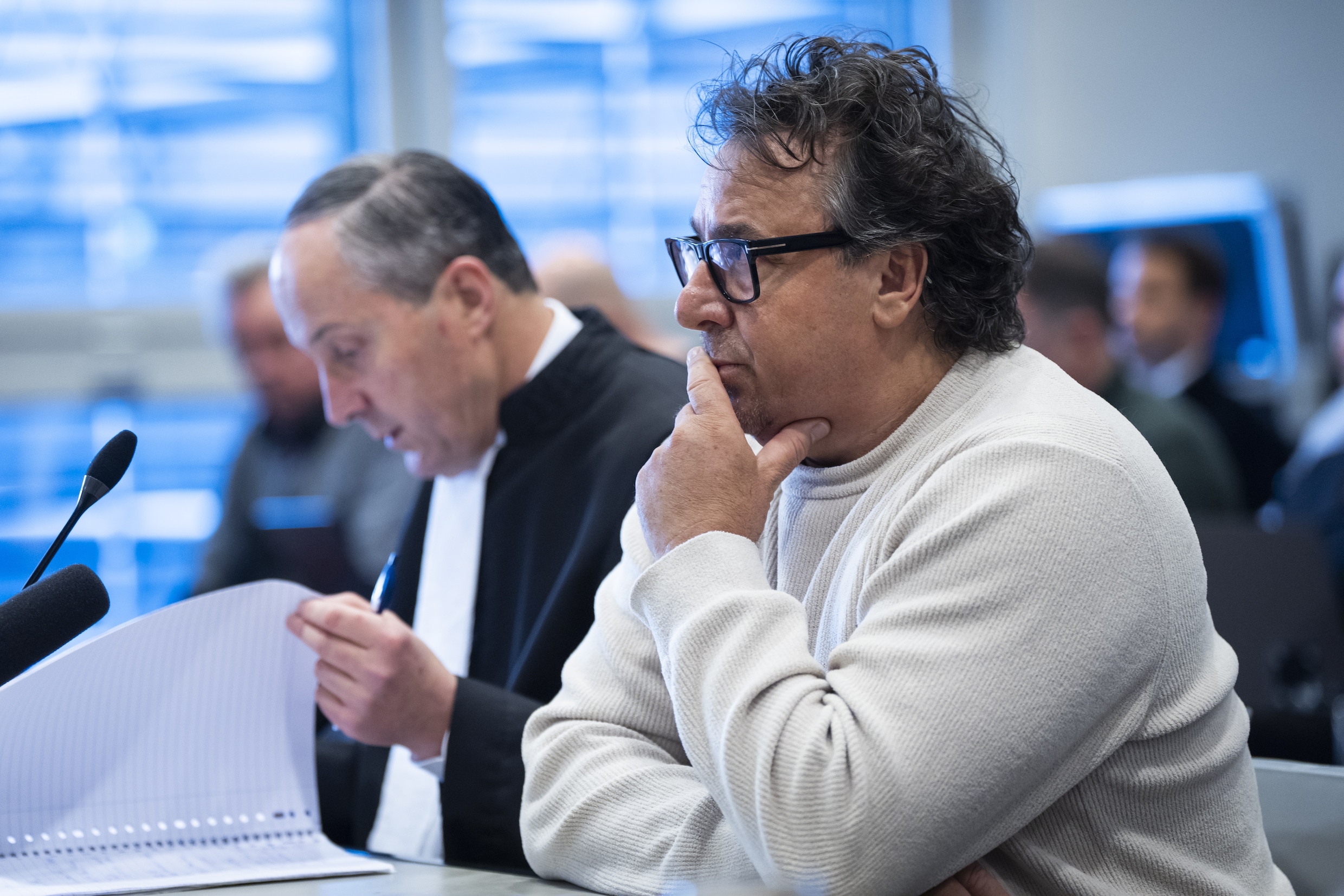 Marco Borsato vrijgesproken in zedenzaak, te weinig bewijs voor ontucht |  Trouw