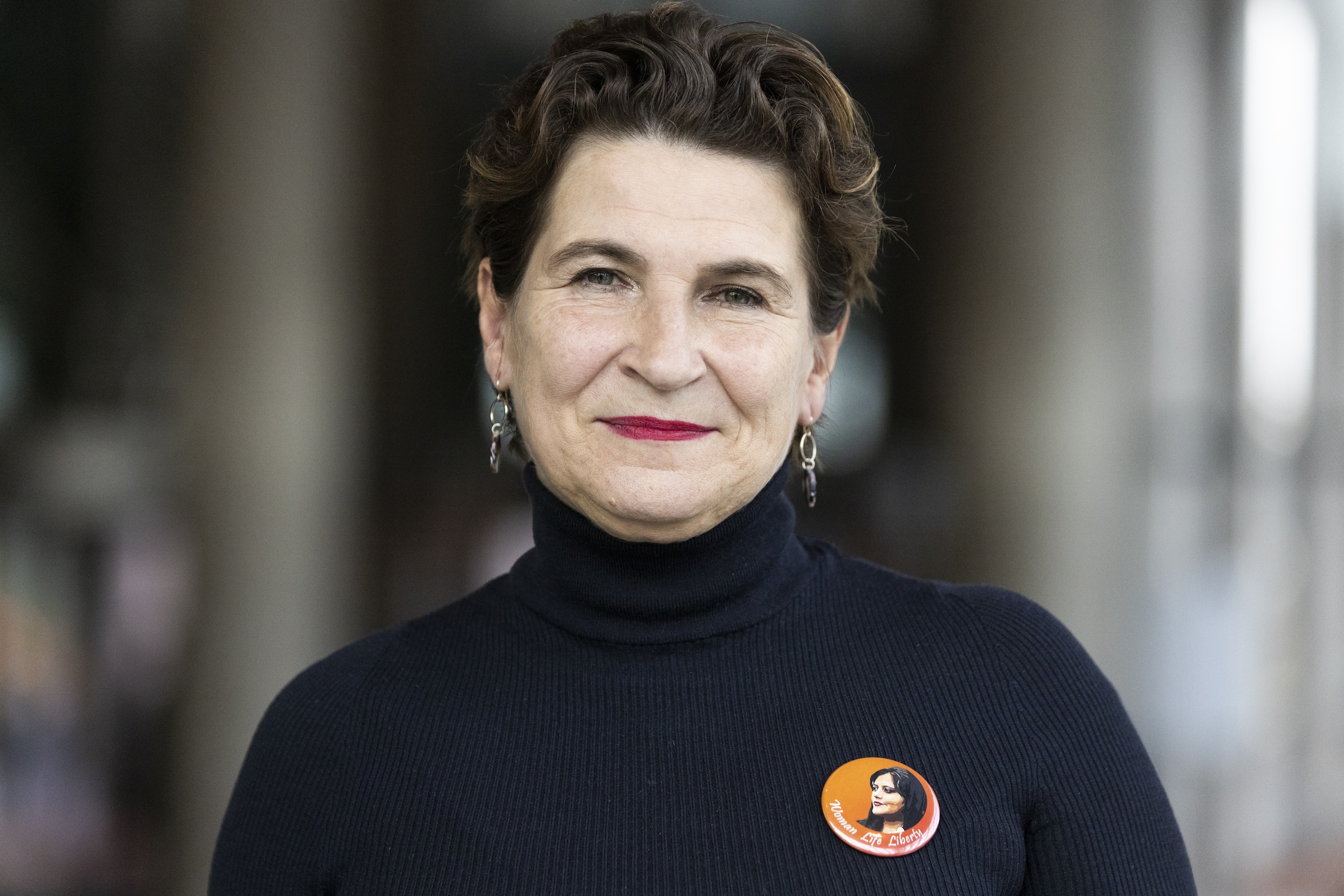 links-opnieuw-opzijgeschoven-in-de-formatie-maar-deze-keer-voelt-het
