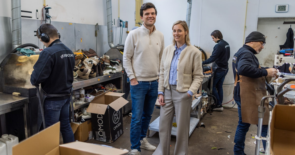 Tien schoenmakers in Enschede redden 100.000 merkschoenen per jaar van de afvalberg