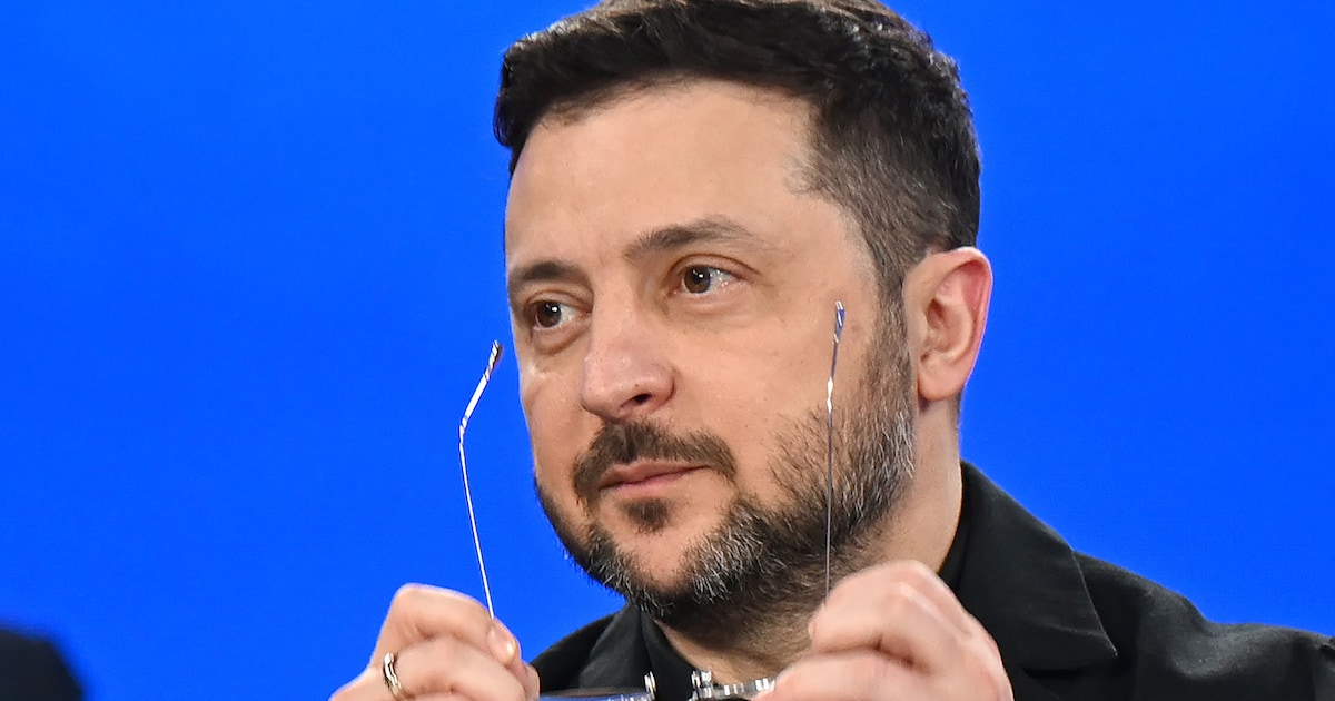 Live oorlog Oekraïne: Zelensky gaat voor tweede termijn als oorlog nog niet voorbij is