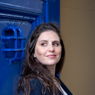 Een nieuwe columnist op pagina twee: Ronit van Tijn Palache