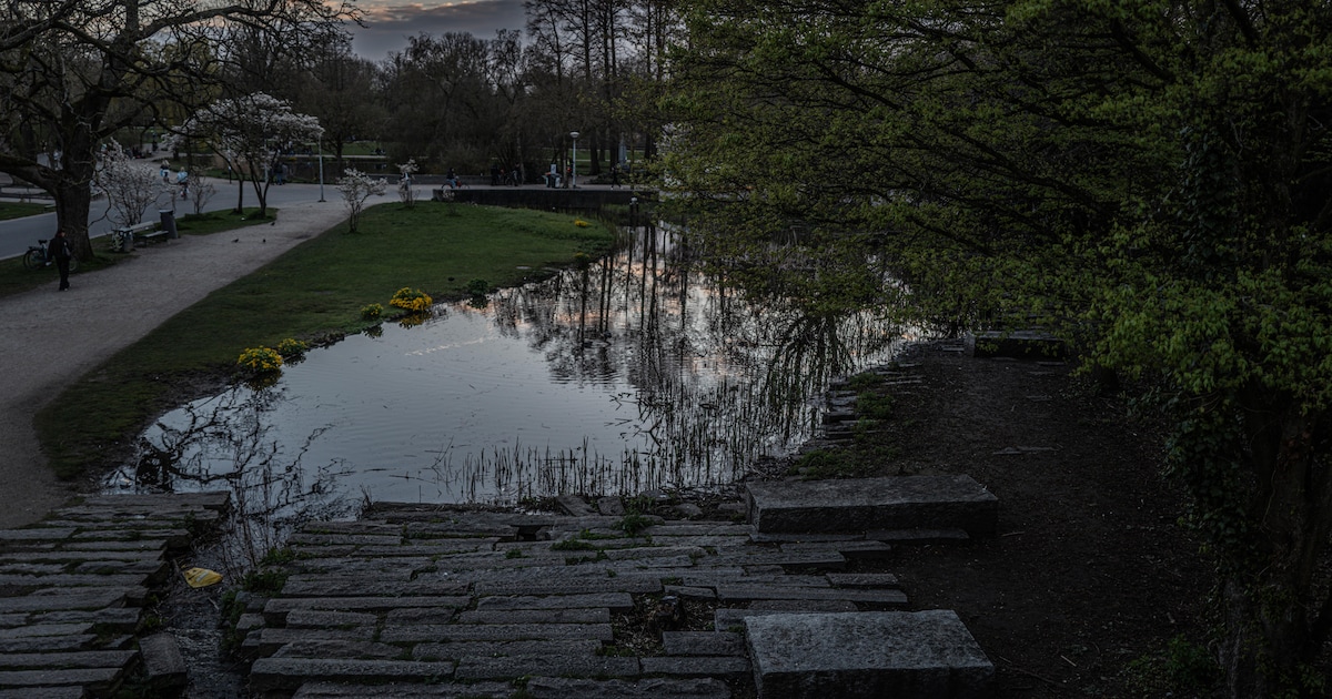 Het chique Vondelpark in Amsterdam zucht ’s nachts onder intimidatie en crack