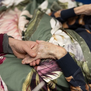 600.000 Nederlanders lopen tegen eigen grenzen aan door mantelzorg