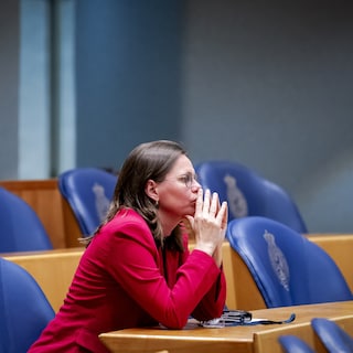 Tweespalt in ChristenUnie over nieuw streng asielstandpunt. ‘Mijn partij moet heel ver wegblijven van dat frame’