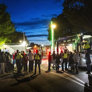 Asielzoekers voor wie geen plek is in Ter Apel gaan naar Gieten