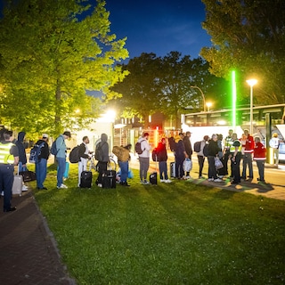 Ter Apel opnieuw overvol, asielzoekers gaan weer naar Stadskanaal