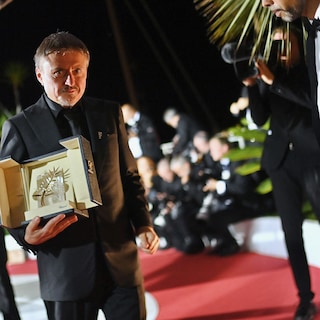 De Roemeense regisseur Cristian Mungiu wint voor de tweede keer de Gouden Palm in Cannes