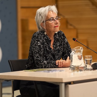 Had Nederland eerder coronamaatregelen moeten nemen? Met de kennis van toen niet, vinden OMT-lid Marion Koopmans en oud-minister Bruno Bruins