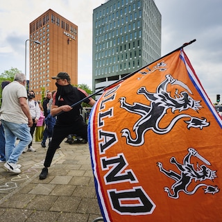 Nederlanders ervaren migratie nog steeds als grootste bedreiging. ‘De spreidingswet is lastig vol te houden’